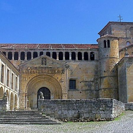 Posada Adela Santillana del Mar Exterior photo